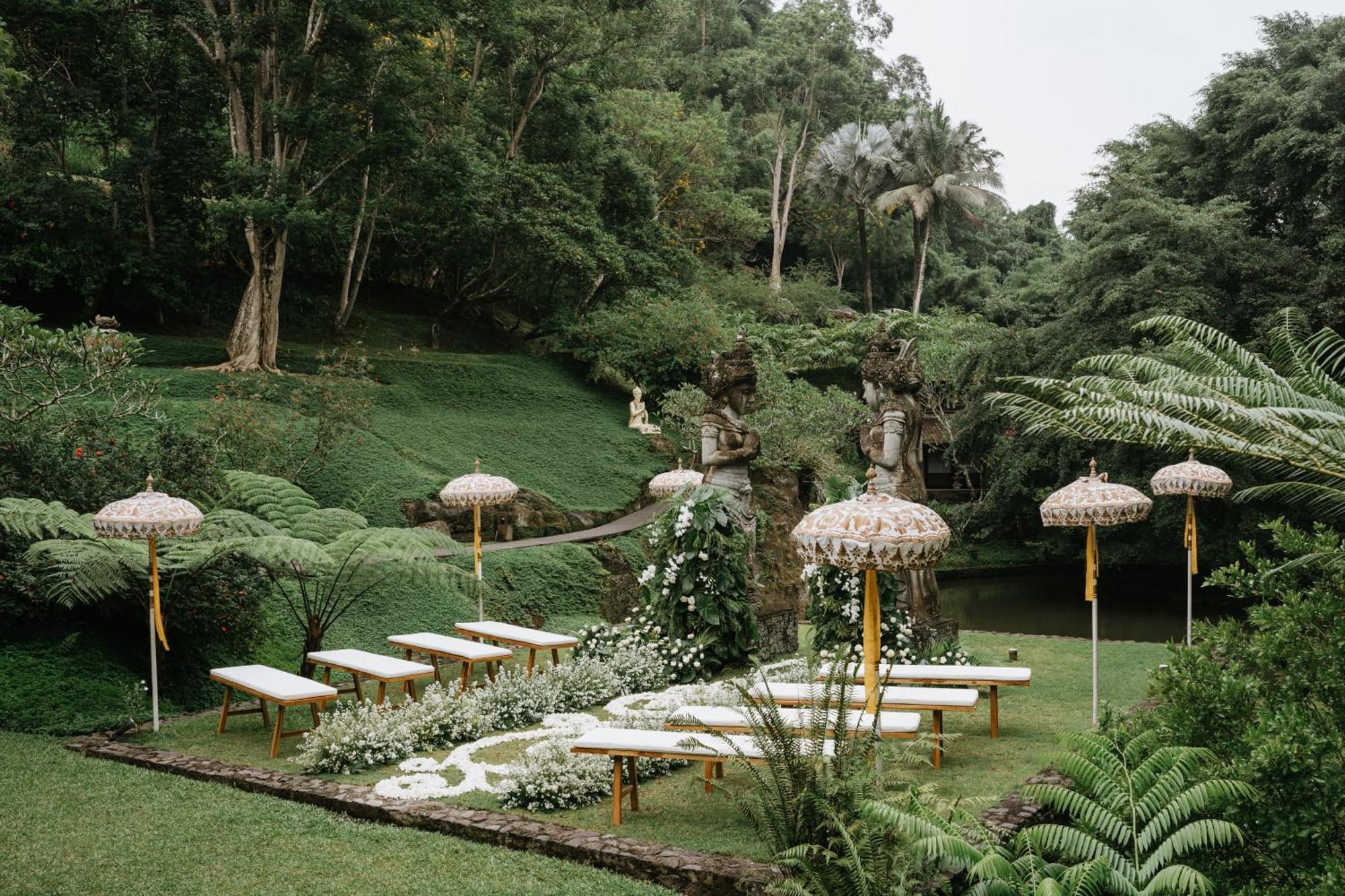 Dua Dari, A By Hadiprana * Ubud